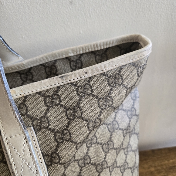 Gucci Gray Monogram Tote Bag - Picture 9 of 14